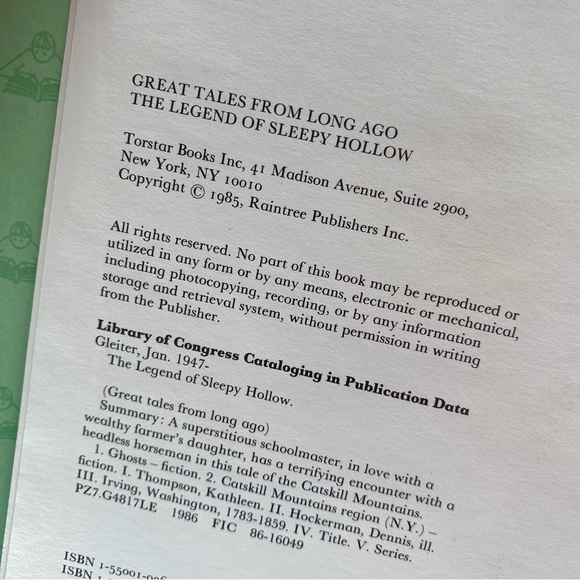 The Legend of Sleepy Hollow Book - Picture 4 of 8